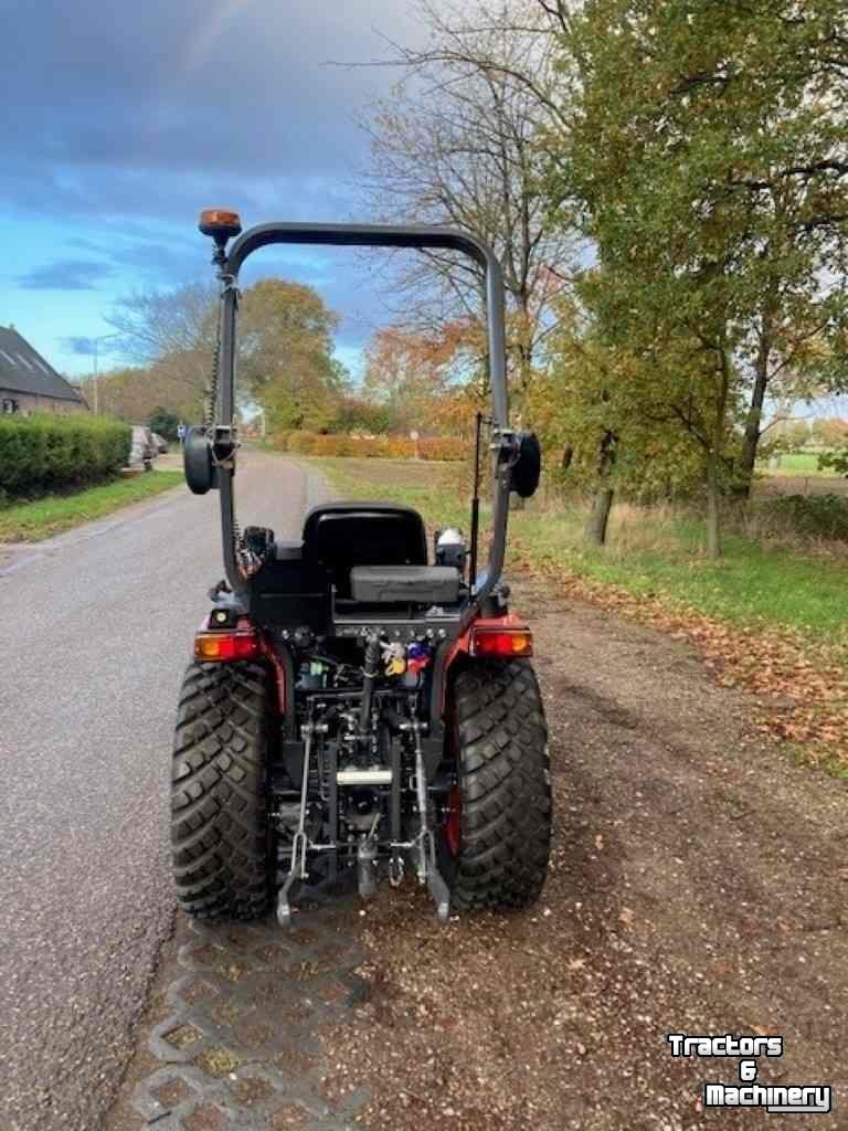 Tracteur pour vignes et vergers Kubota LX-401