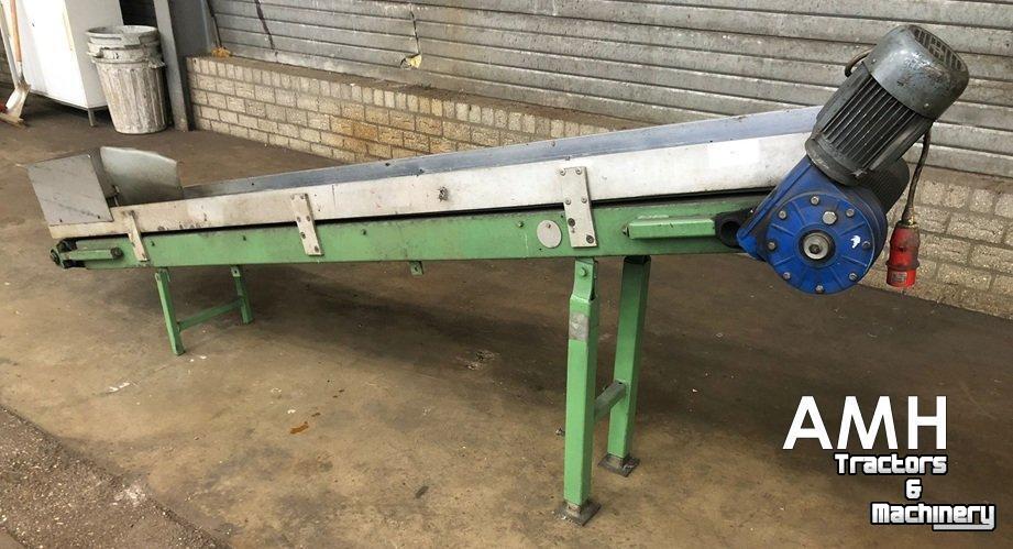 Convoyeur élévateur  3200X320 OPVOERBAND ELEVATORBAND ELEVATOR BELT FÖRDERBAND STEIGBAND