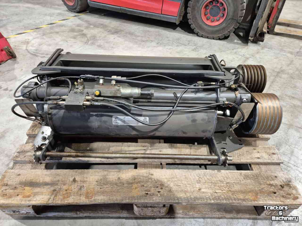 Ensileuse automotrice Claas Korrelkneuzer type M voor 494/496/497/498 met nieuwe rollen