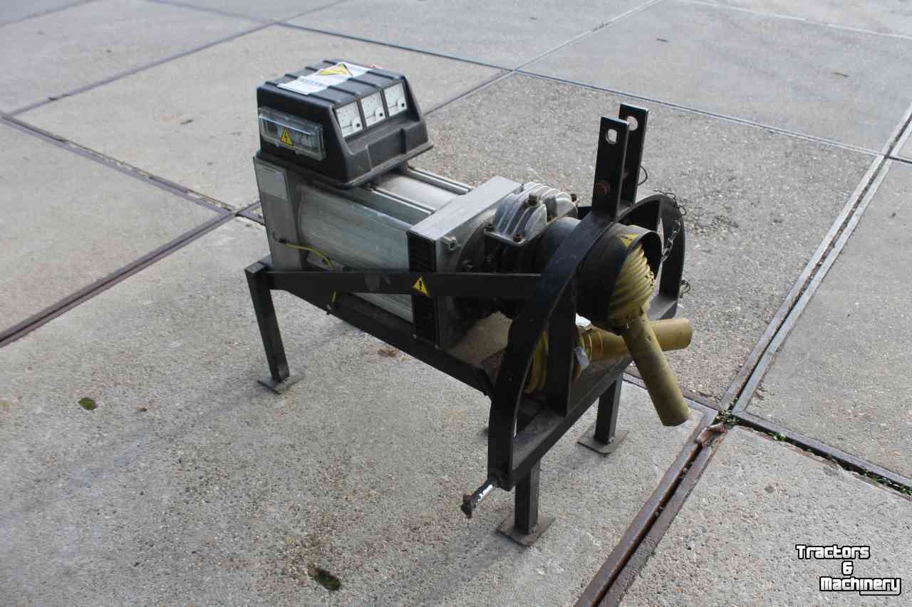 Groupes électrogènes Eurotrac ET35-2 Bredenoord BR-Tractorset trekkergenerator aftakas aangedreven tractoraggregaat