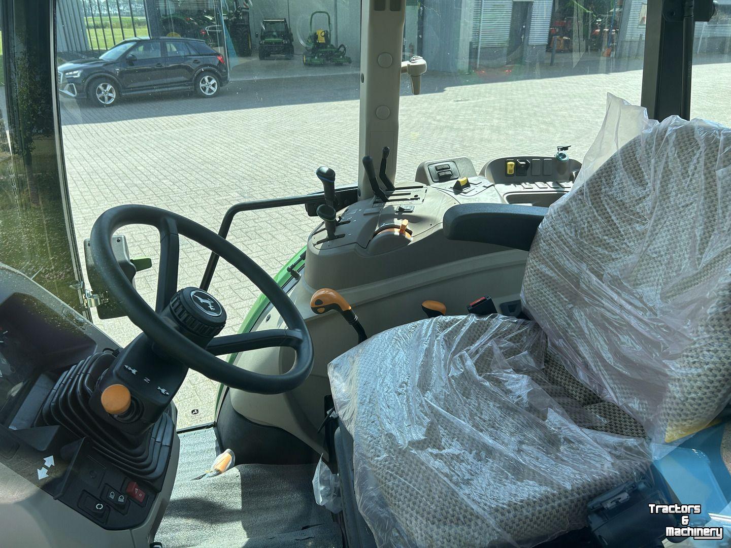 Tracteur John Deere 5058E