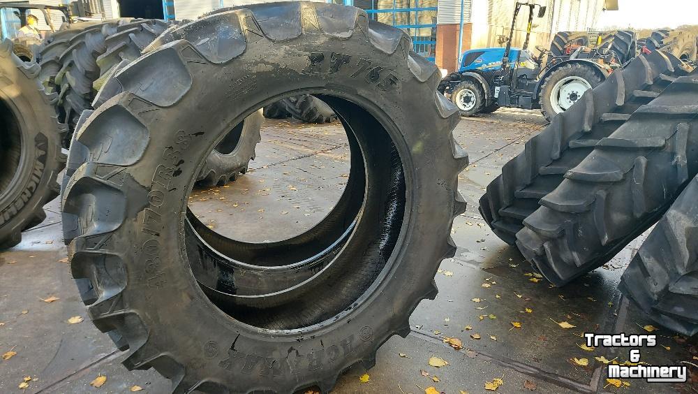 Roues, Pneus, Jantes, Barillets Jumelage BKT 480/70R38