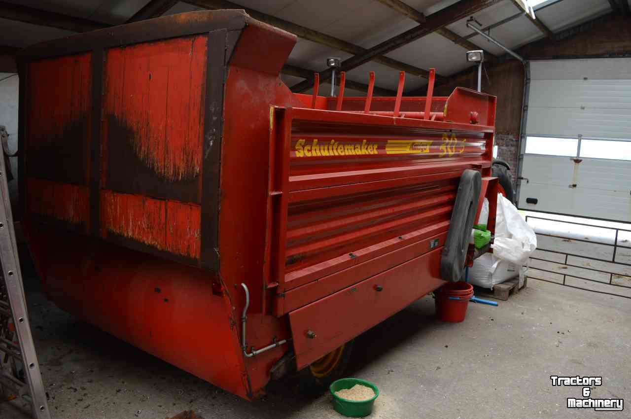 Distributeur de fourrage en bloc Schuitemaker S30