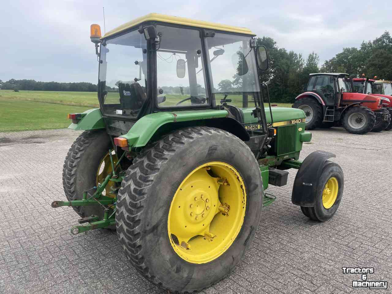 Tracteur John Deere 1640