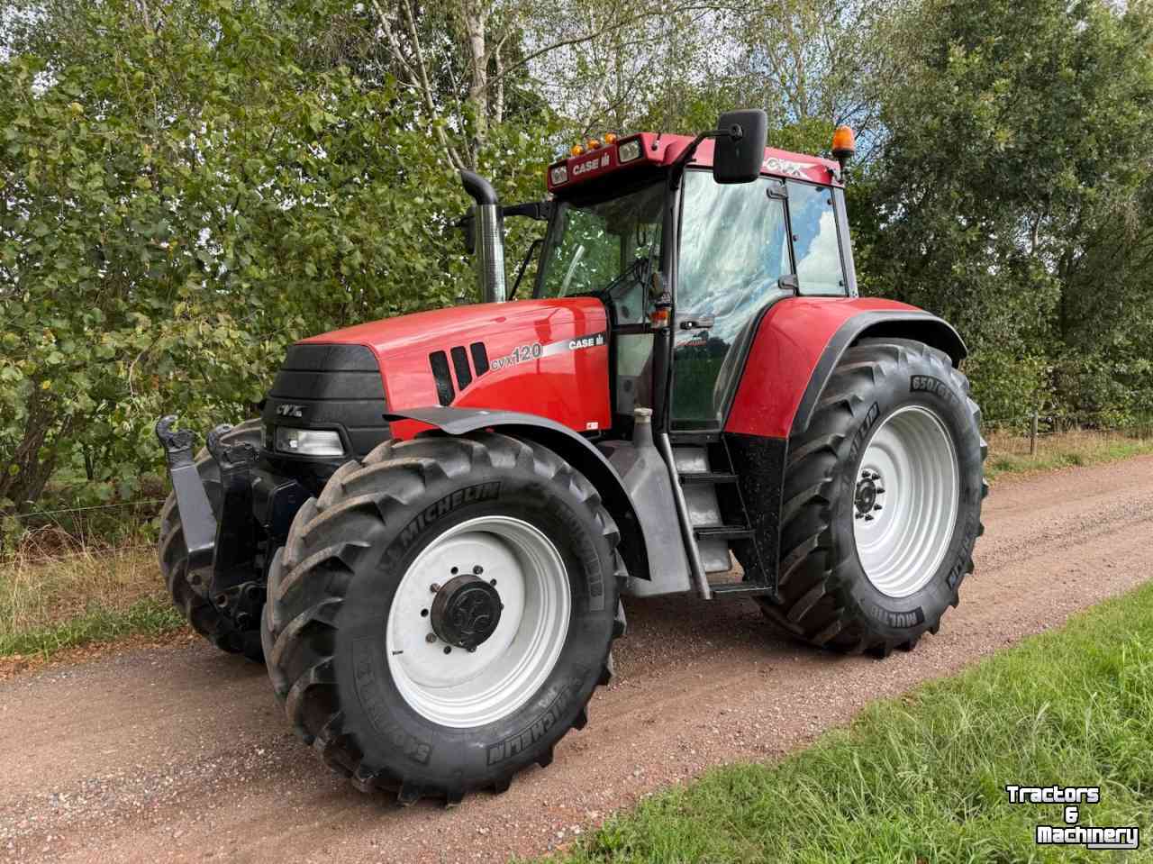 Tracteur Case-IH CVX 120