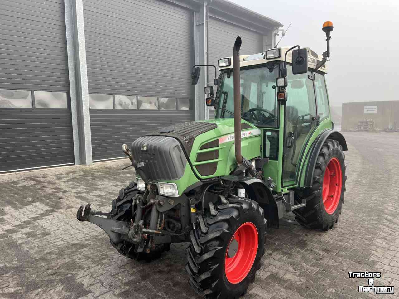 Tracteur Fendt 209 f