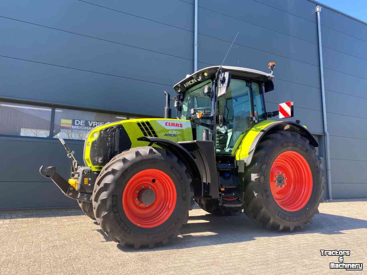 Tracteurs Claas ARION 630 Cmatic CIS+