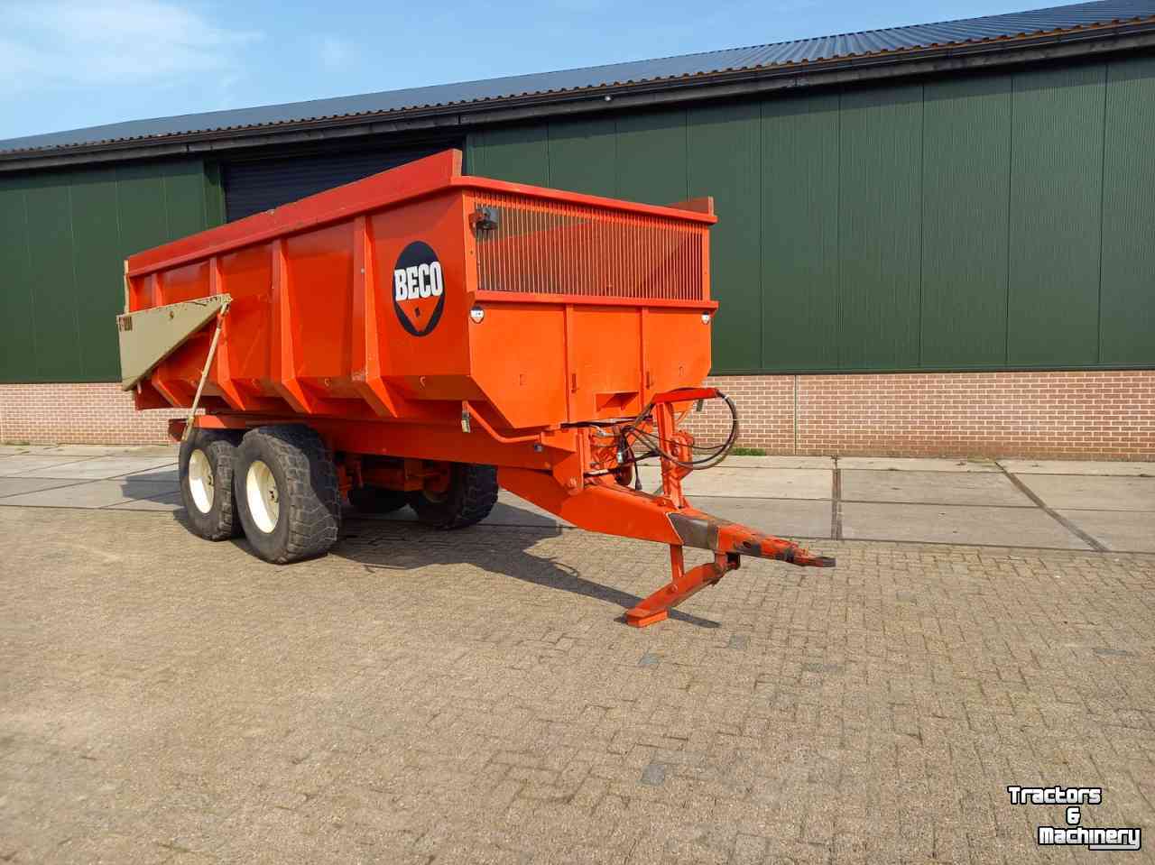 Benne agricole Beco Kipper 12 Ton