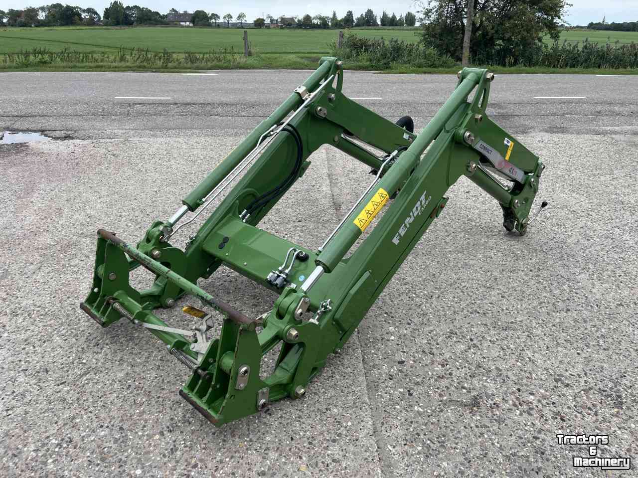 Chargeur frontal Fendt Cargo 4X75 Compact