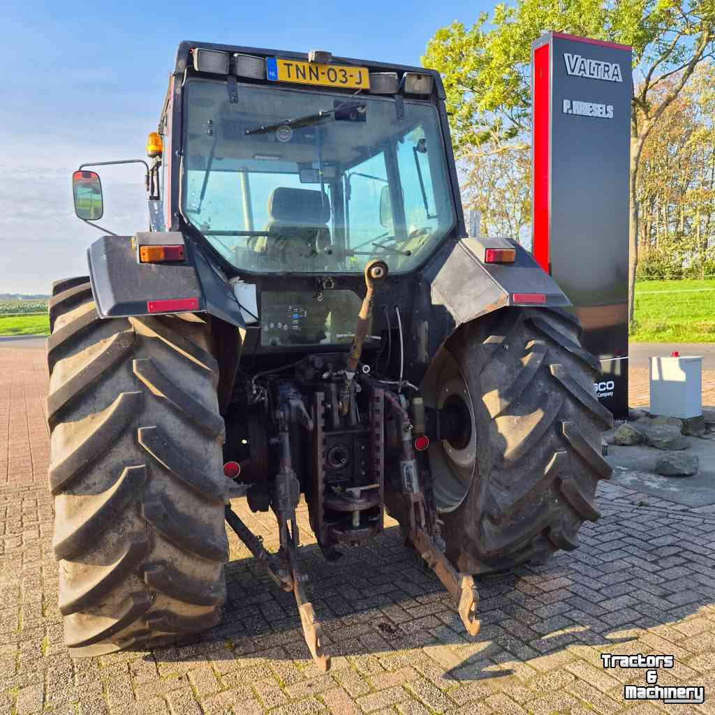 Tracteur Valmet 8400