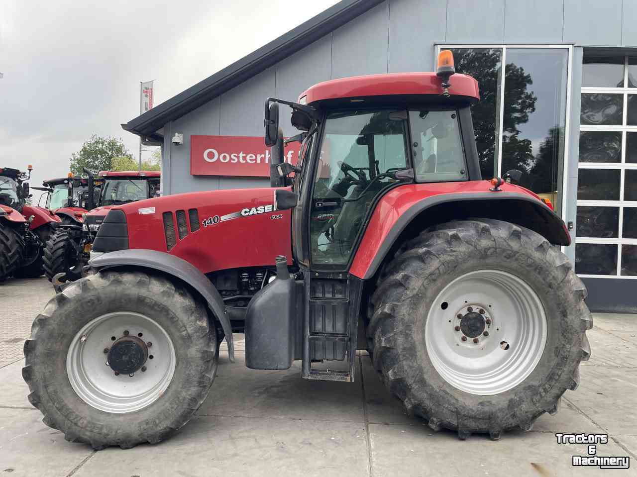 Tracteur Case-IH CVX 140 type 3