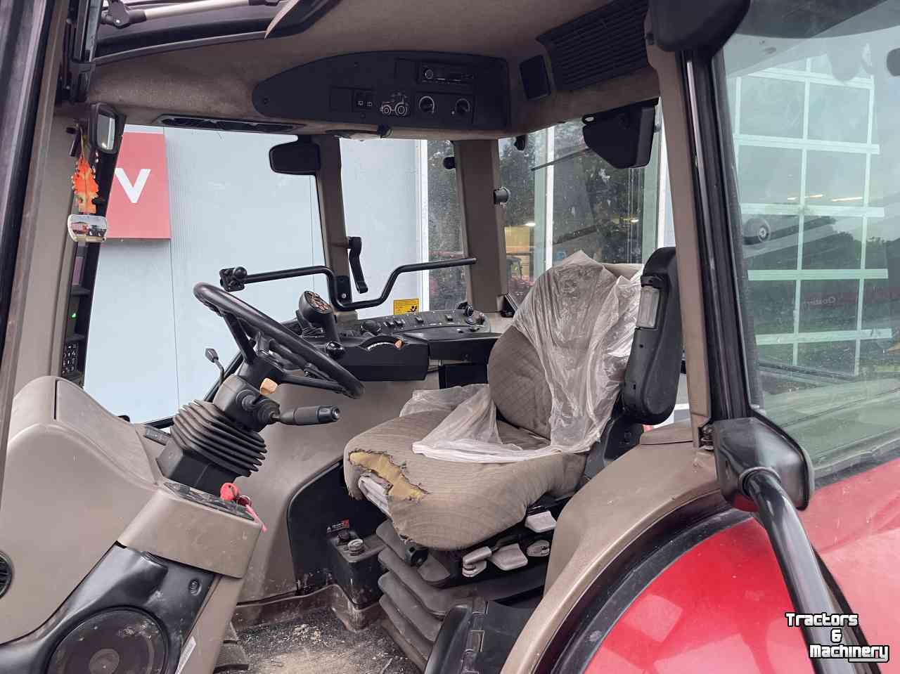Tracteur Case-IH CVX 140 type 3