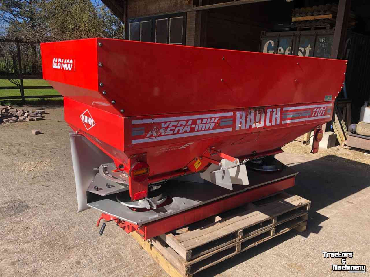 Distributeur d‘engrais Kuhn Rauch axera m/w 1101