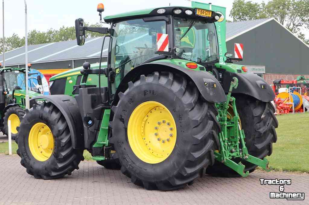 Tracteur John Deere 6R 215