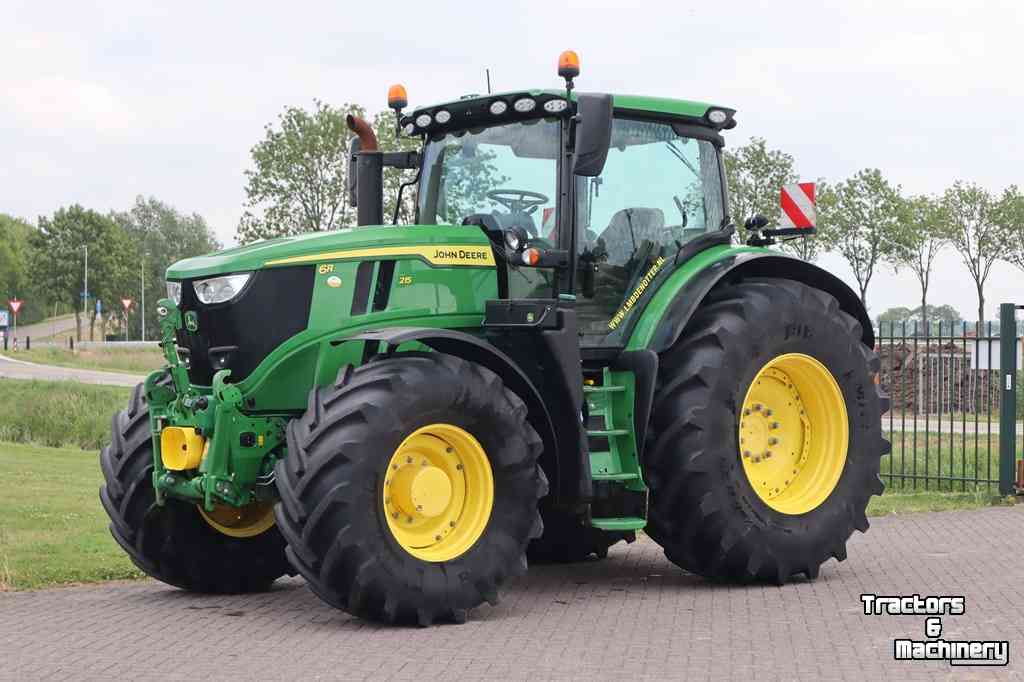 Tracteur John Deere 6R 215