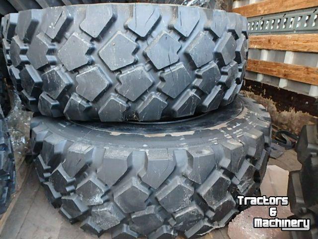 Roues, Pneus, Jantes, Barillets Jumelage  335/80R20 8 gaats velg