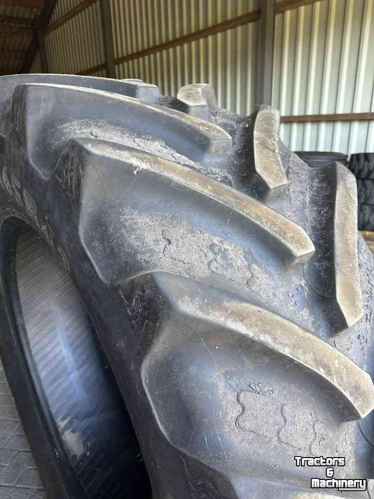 Roues, Pneus, Jantes, Barillets Jumelage BKT 650/65R42