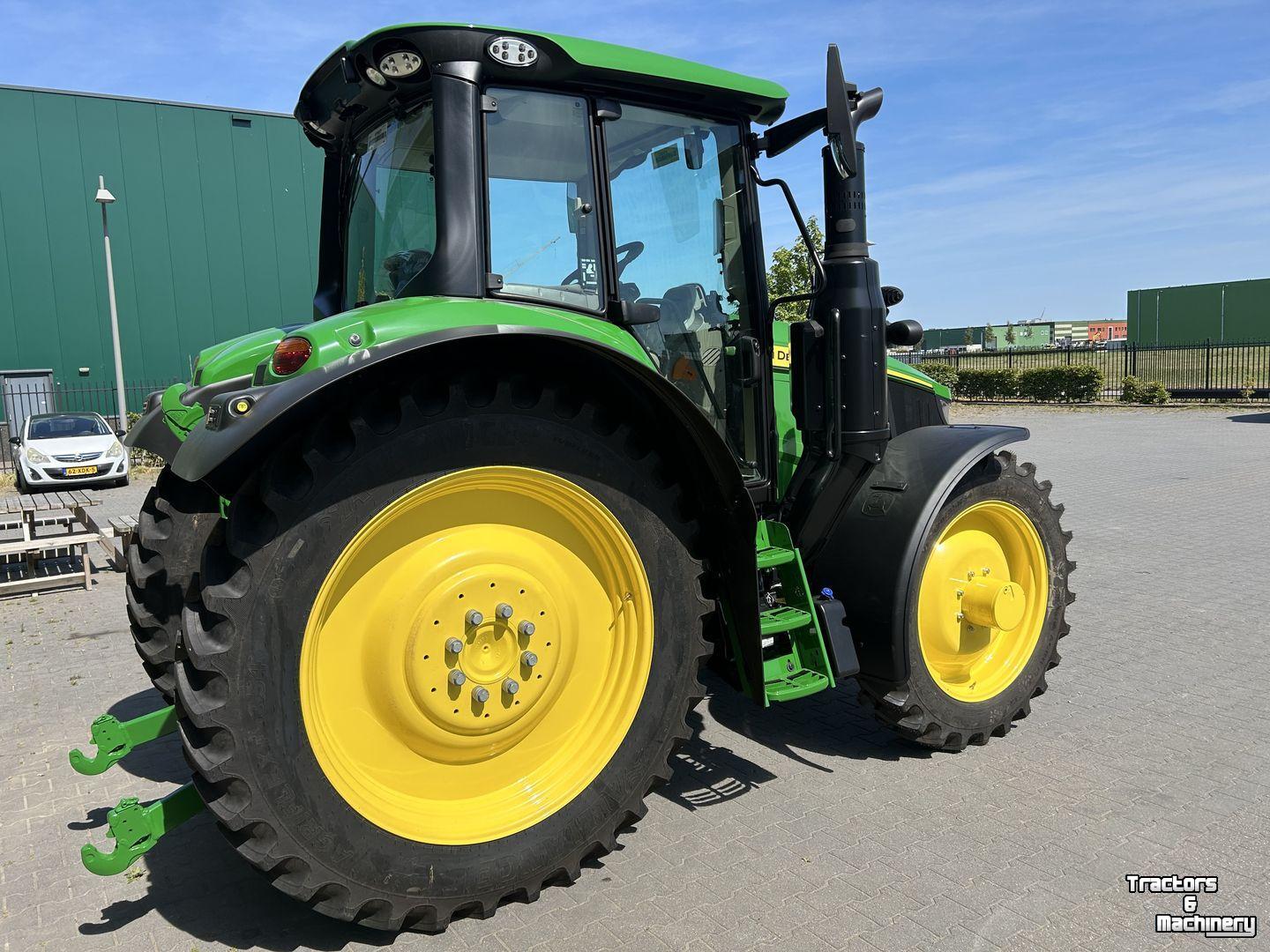 Tracteur John Deere 6M 125