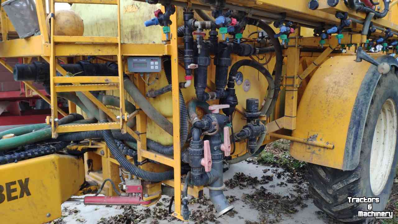 Pulvérisateur trainé Dubex Mentor 4000ltr 40mtr