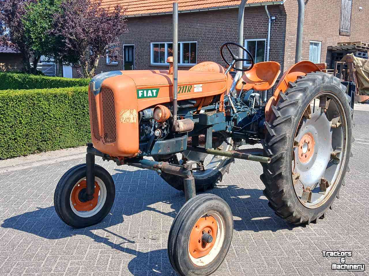 Tracteur pour horticulture Fiat 211r