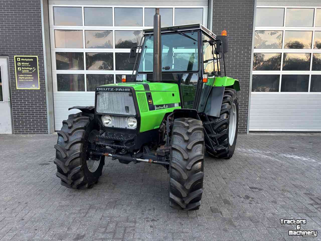 Tracteur Deutz-Fahr DX 4.31 4wd
