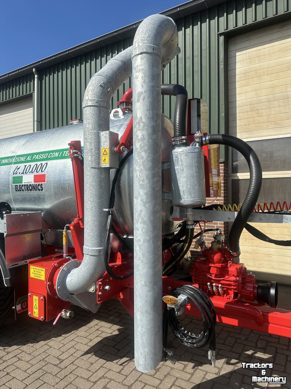 Tonneau de lisier Vaia Vaia MB100 watertank met 8'' zuigarm