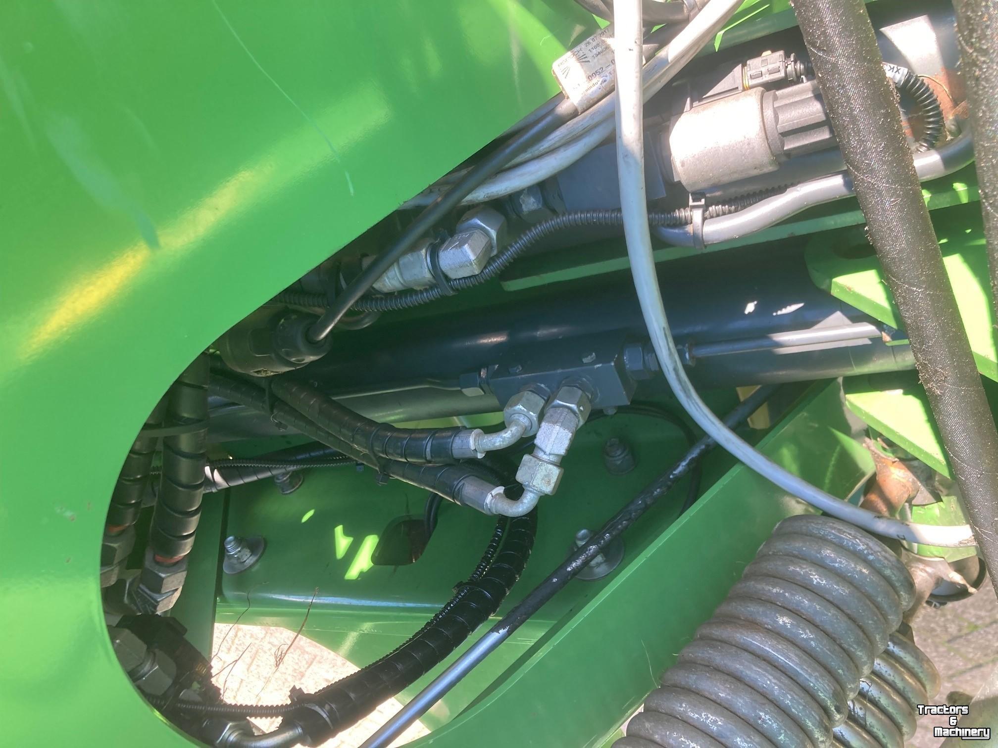 Faucheuse Krone EC B870 CV + F320CV Tripple maaier