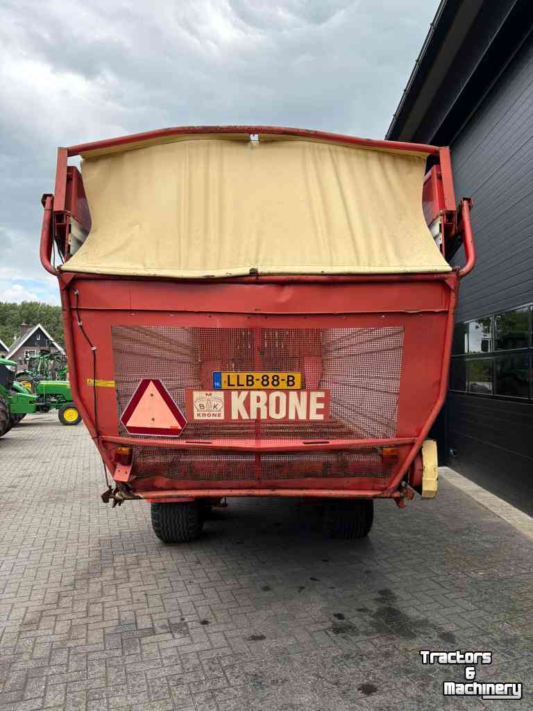 Autochargeuse Krone Titan 6/48 GL