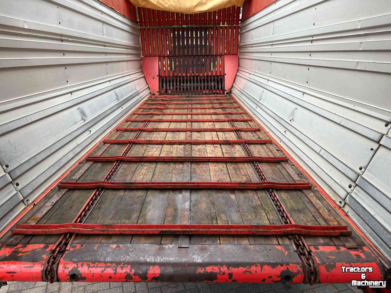Autochargeuse Krone Titan 6/48 GL