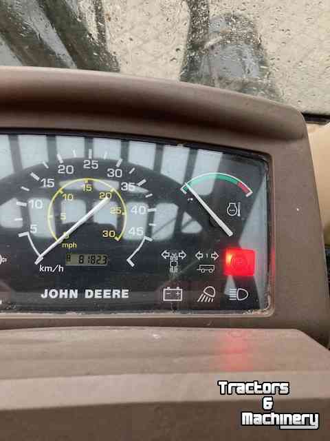 Chargeuse sur pneus telescopique John Deere 3400