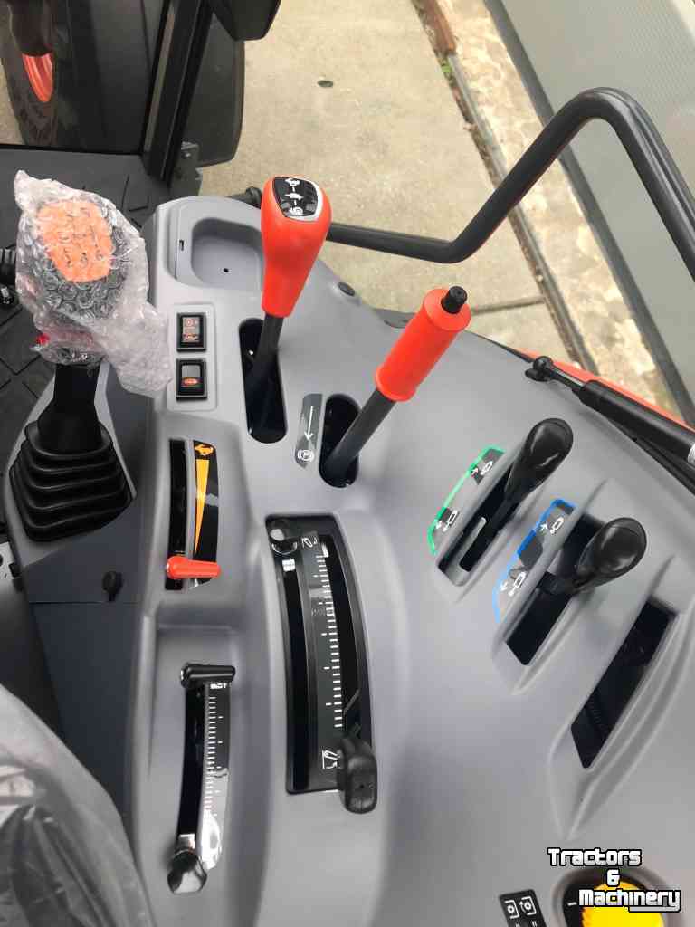 Tracteur Kubota M4073DTHQ