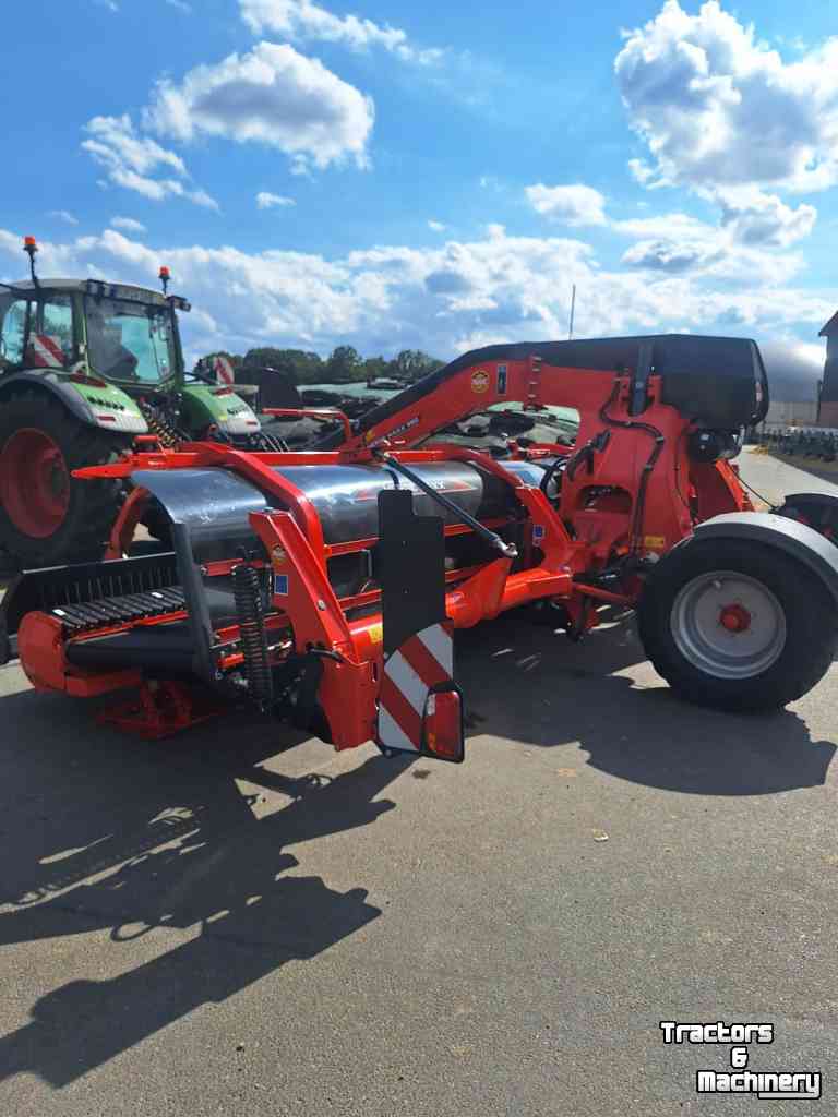 Andaineur Kuhn Merge Maxx 950