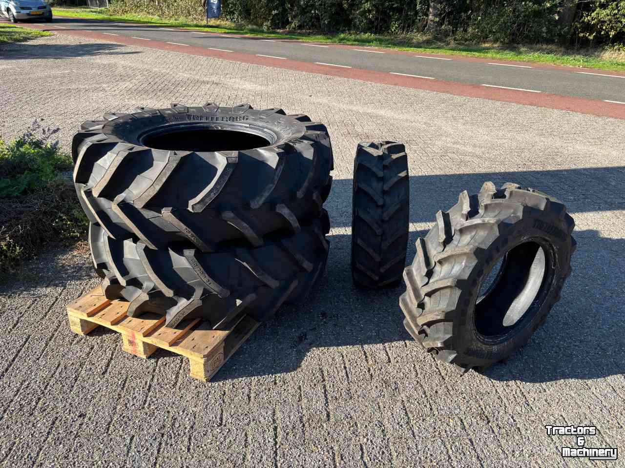 Roues, Pneus, Jantes, Barillets Jumelage Trelleborg 420/70R24 & 280/70R18 Demontage