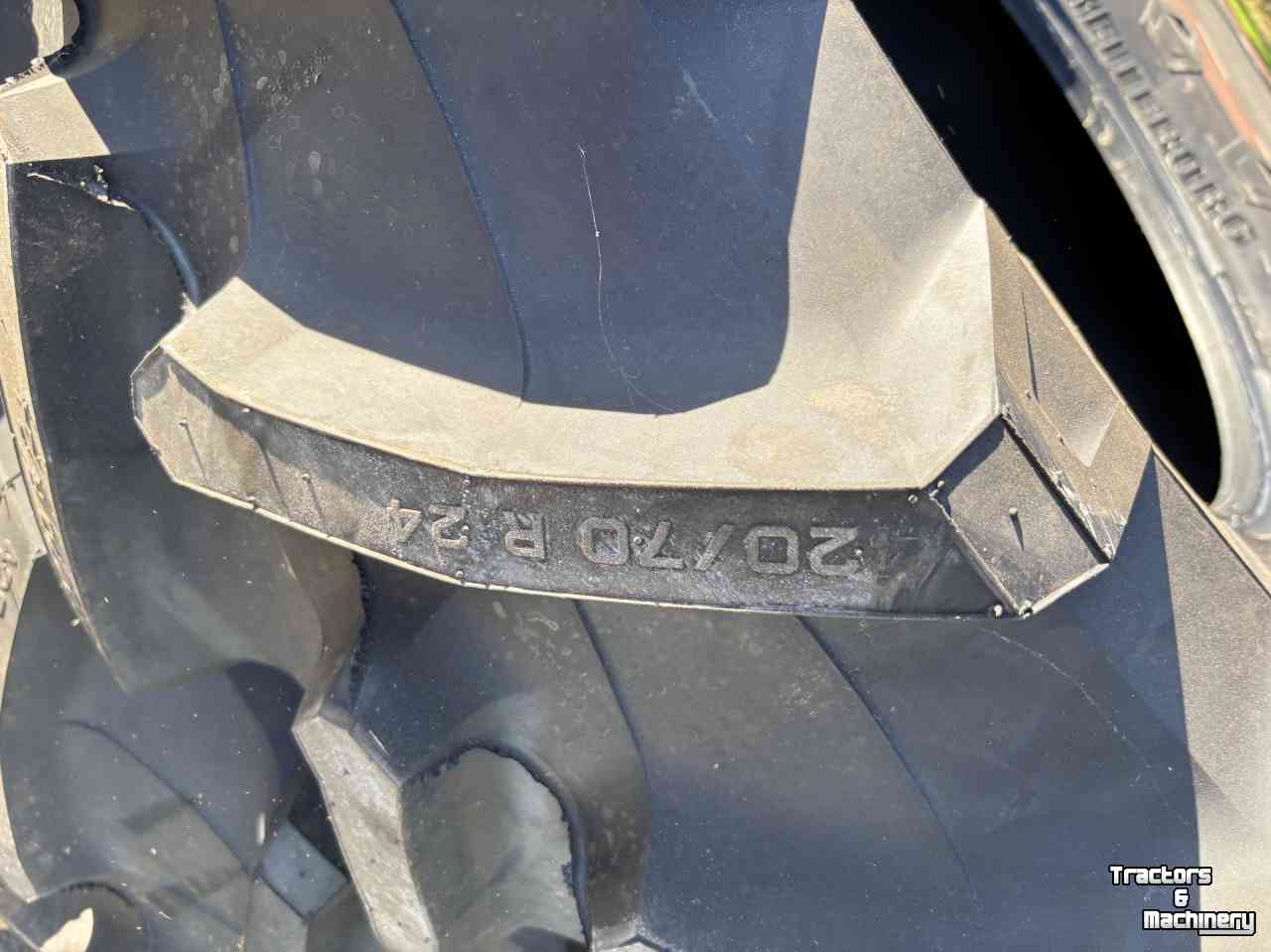 Roues, Pneus, Jantes, Barillets Jumelage Trelleborg 420/70R24 & 280/70R18 Demontage