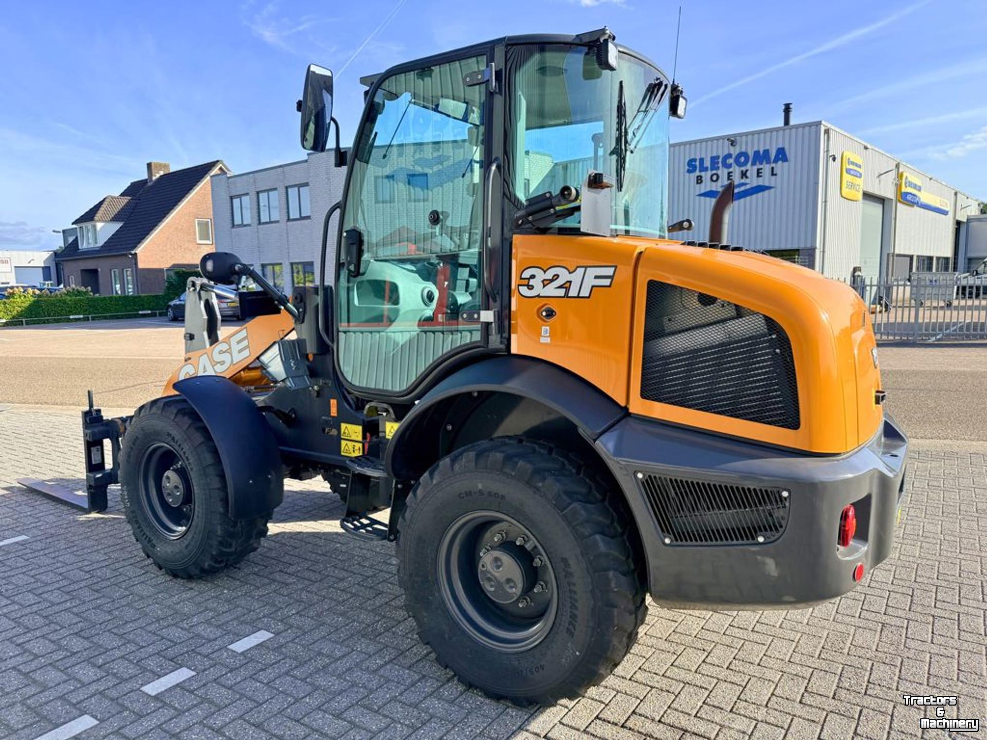 Chargeuse sur pneus Case 321F Stage V Wiellader