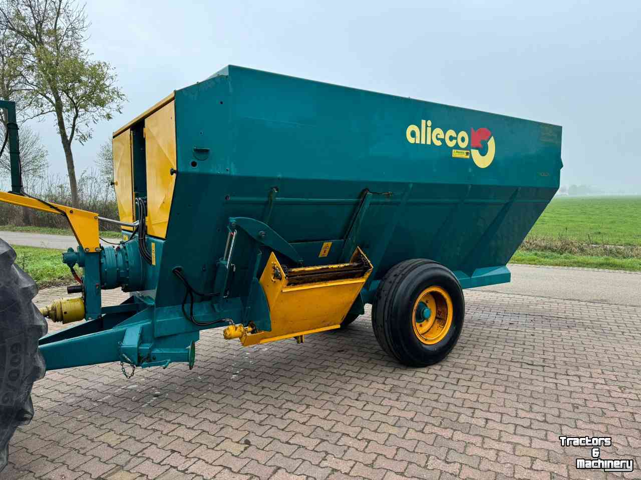 Mélangeuse Horizontale Marmix UNI 13 voermengwagen  Marmix Alieco