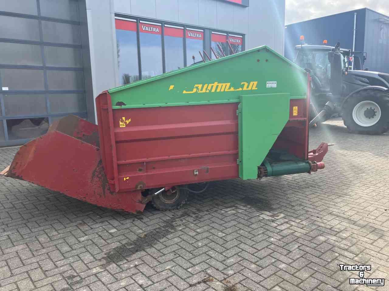Distributeur de fourrage en bloc Strautmann BVW blokkenwagen