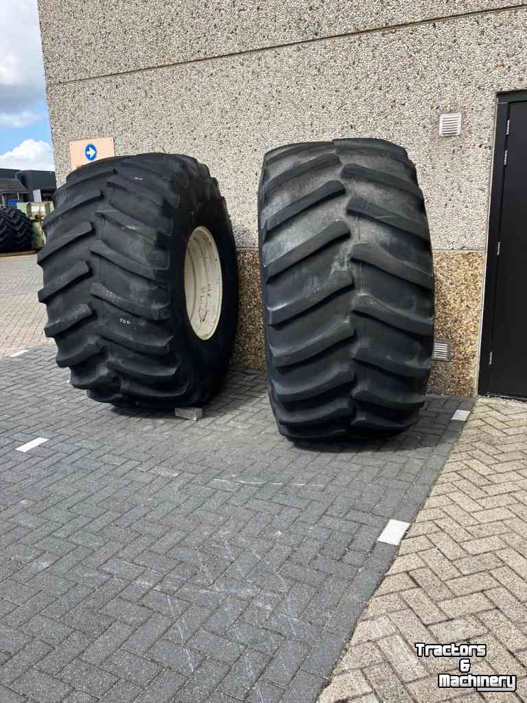 Roues, Pneus, Jantes, Barillets Jumelage Firestone Set ALL TRACTION 23 Nok 40mm  900/60R32 compleet op Velg aansluiting 280/335/10gaats