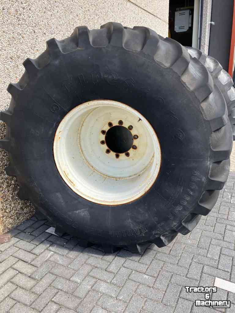 Roues, Pneus, Jantes, Barillets Jumelage Firestone Set ALL TRACTION 23 Nok 40mm  900/60R32 compleet op Velg aansluiting 280/335/10gaats