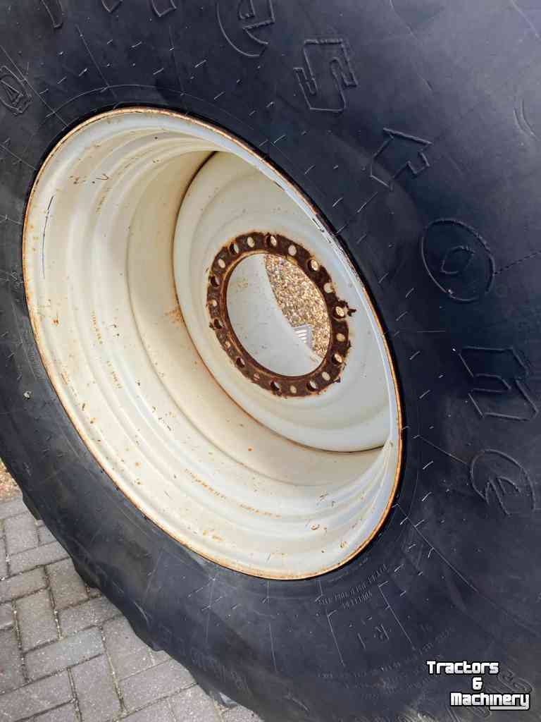 Roues, Pneus, Jantes, Barillets Jumelage Firestone Set ALL TRACTION 23 Nok 40mm  900/60R32 compleet op Velg aansluiting 280/335/10gaats