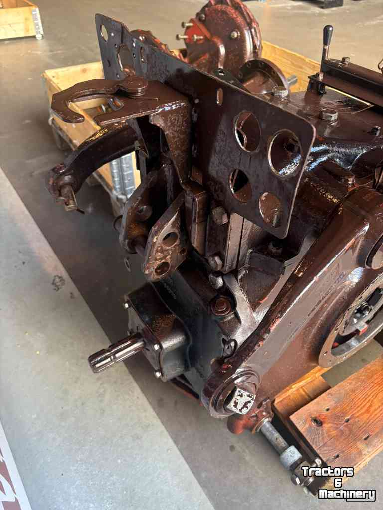 Pièces d‘occasion pour tracteurs Fiat 70-66 transmissie en achterassen