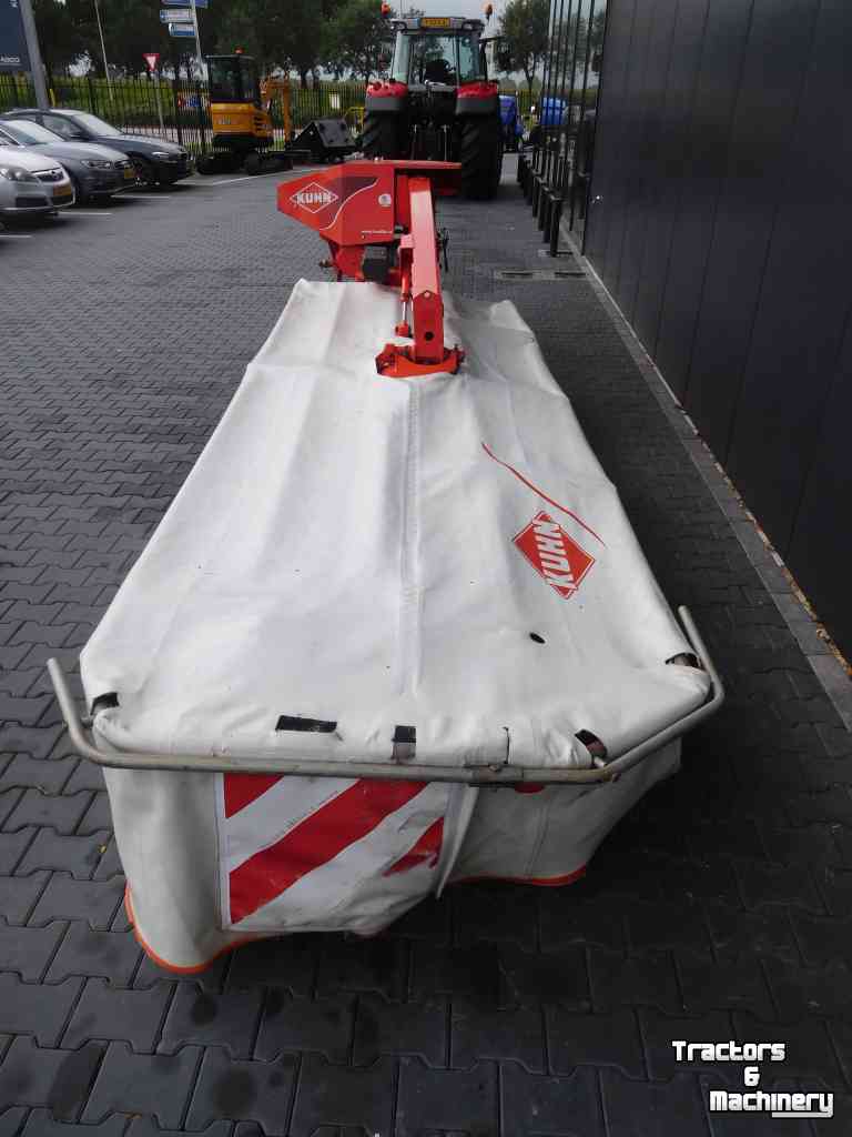 Faucheuse Kuhn GMD 4410-FF