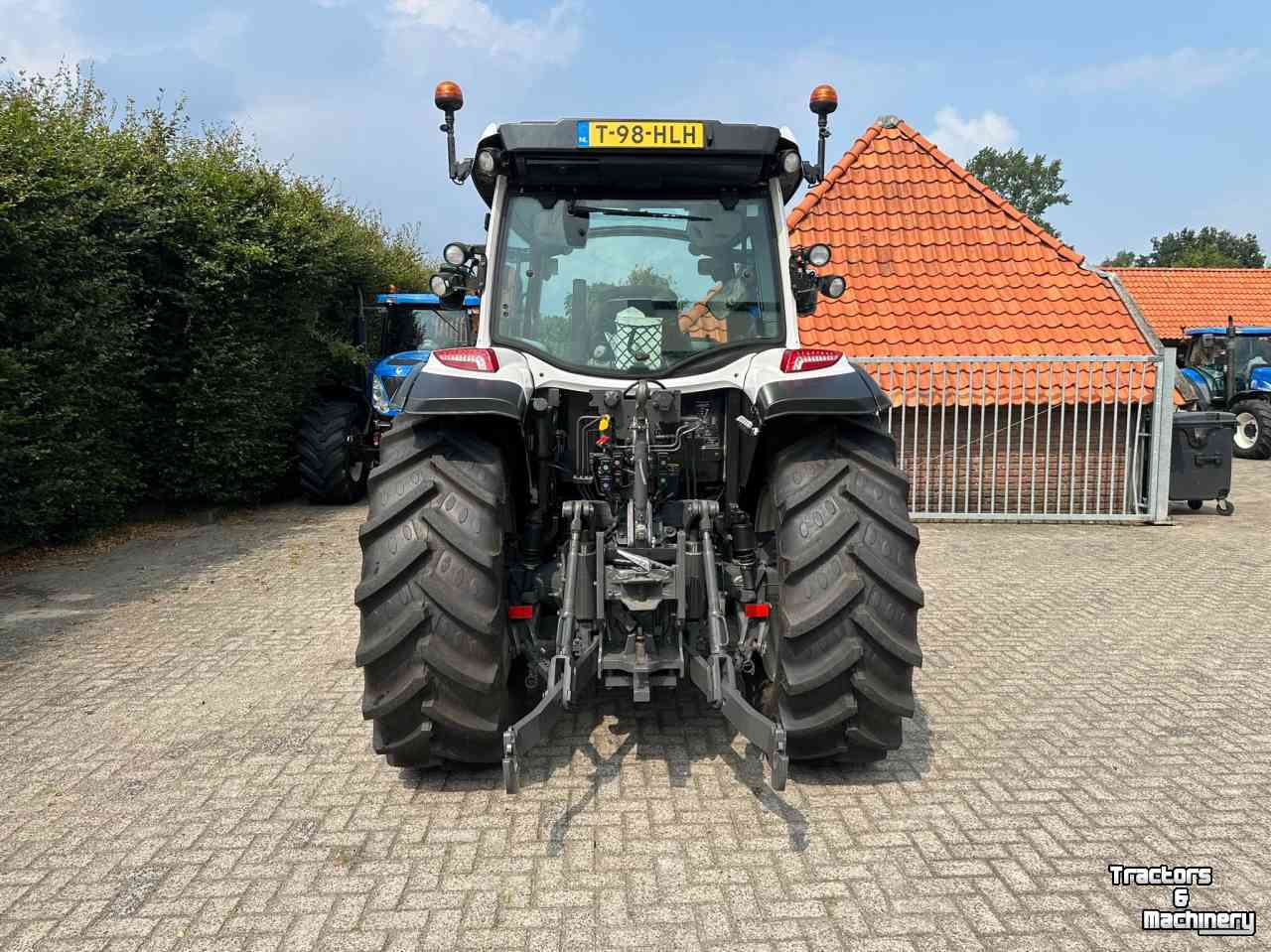 Tracteur Valtra G125