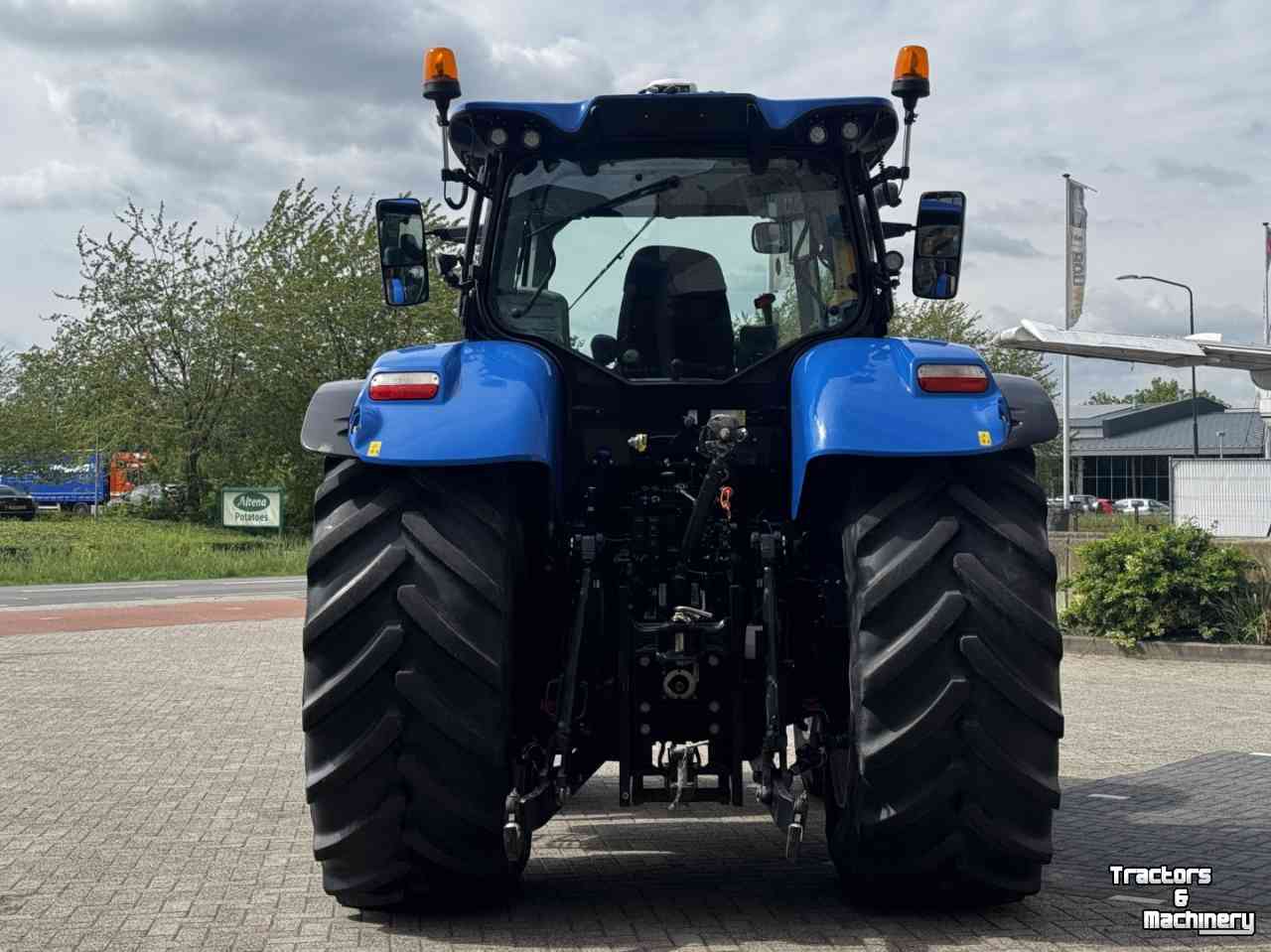 Tracteur New Holland T7.245PC Stage V Fronthef Lucht Hydr rem  GPS 50km