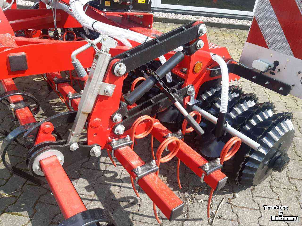 Machine à resemer SMS 300N graslandverbeteraar doorzaaimachine, prismawals