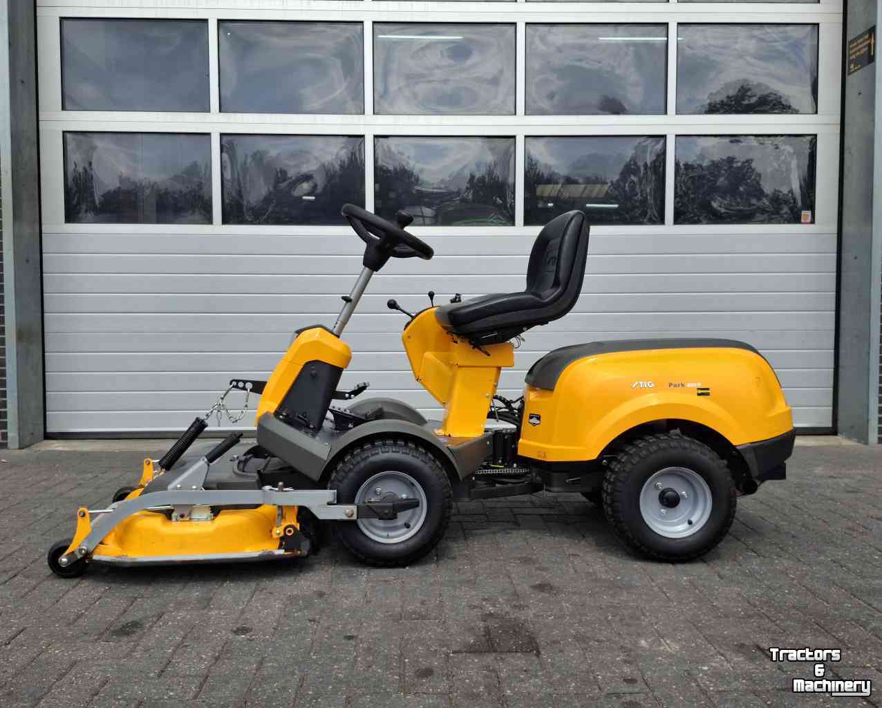Tracteur Tondeuse Autoporté Stiga PARK 420 P