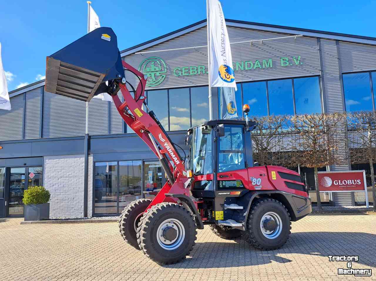 Chargeuse sur pneus Yanmar V80