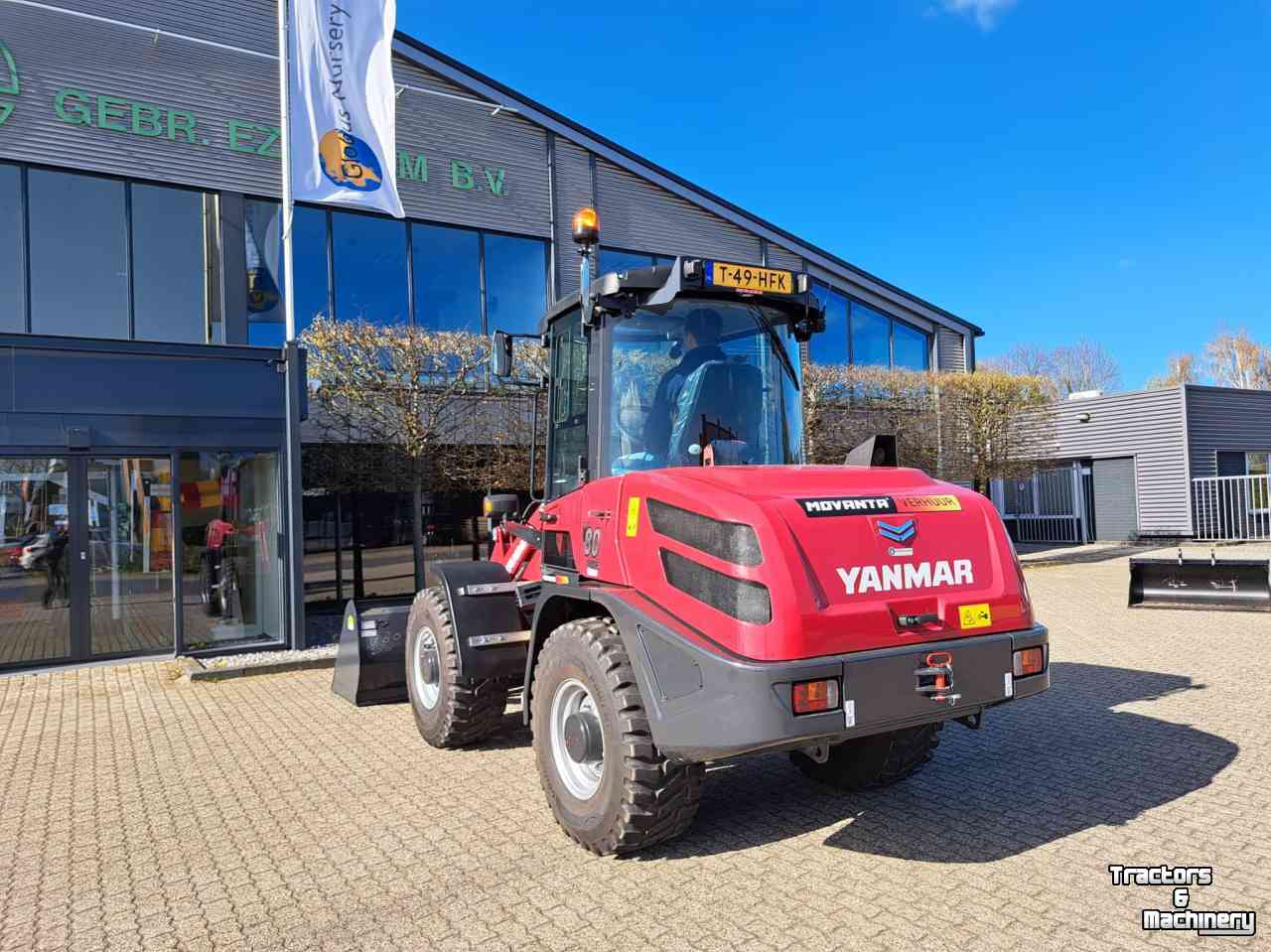 Chargeuse sur pneus Yanmar V80