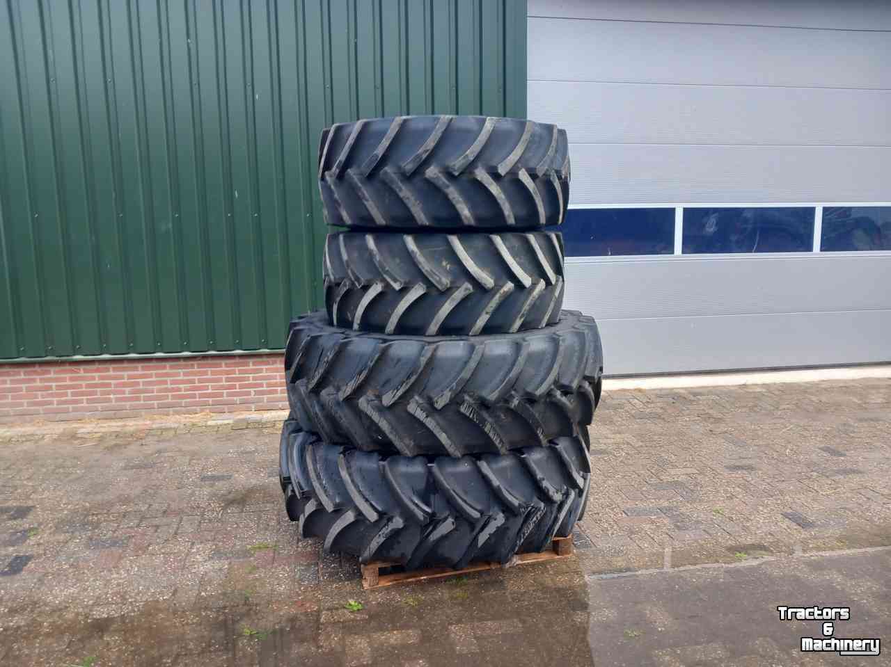 Roues, Pneus, Jantes, Barillets Jumelage Mitas wielenset 540/65/38 en 480/65/24 op fendt velgen