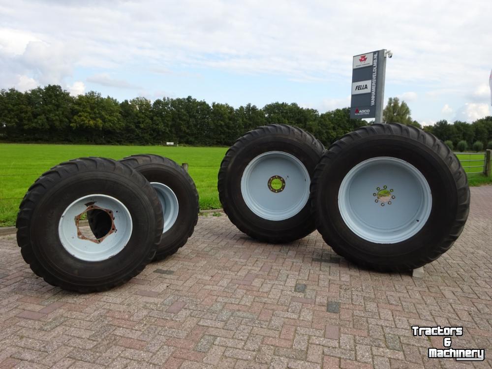 Roues, Pneus, Jantes, Barillets Jumelage Alliance Set gazonbanden op velgen